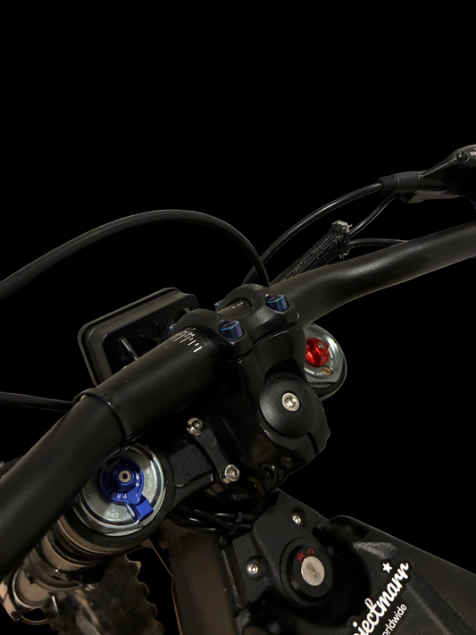 Talaira Mx3/Mx4 Bar Clamp Titanium