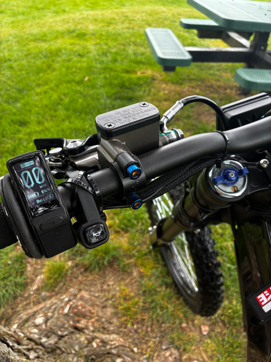 Ultra bee brake Bar Clamp  titanium bolts